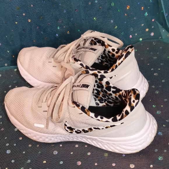 Nike Shoes - Nike Women’s White Running Shoes with Leopard Print Trim